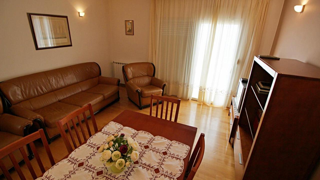 Apartment Ora Omiš Zewnętrze zdjęcie