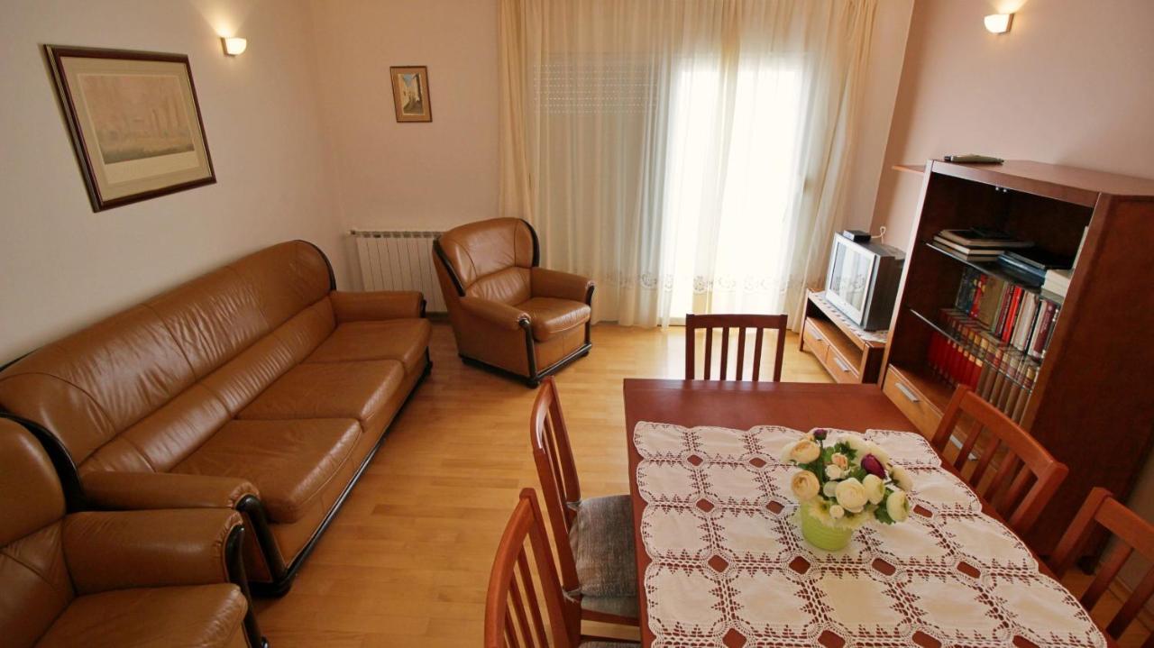 Apartment Ora Omiš Zewnętrze zdjęcie