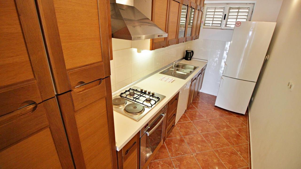 Apartment Ora Omiš Zewnętrze zdjęcie